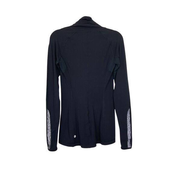 Lululemon Speedy Turtleneck - Picture 2 of 6